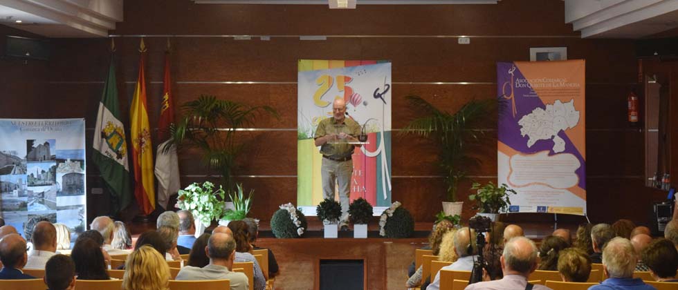 Luciano Sánchez primer presidente de la Asociación